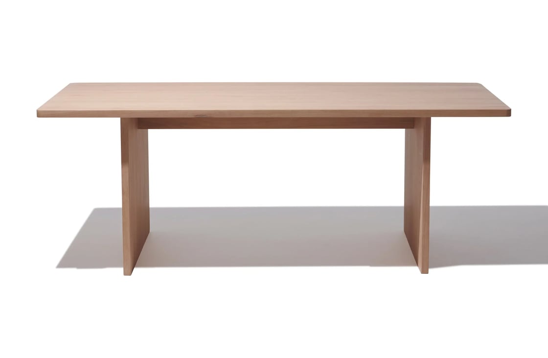industry_west_product_catamaran_diningtable_1_37c5319d-8a69-477b-9a79-1a293582c977_3072x