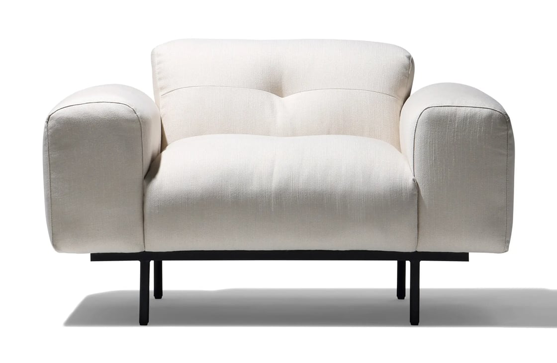 industry_west_product_milan_loungechair_1_aea4d64d-47c4-4d79-bb37-ef7a538779f4_3072x