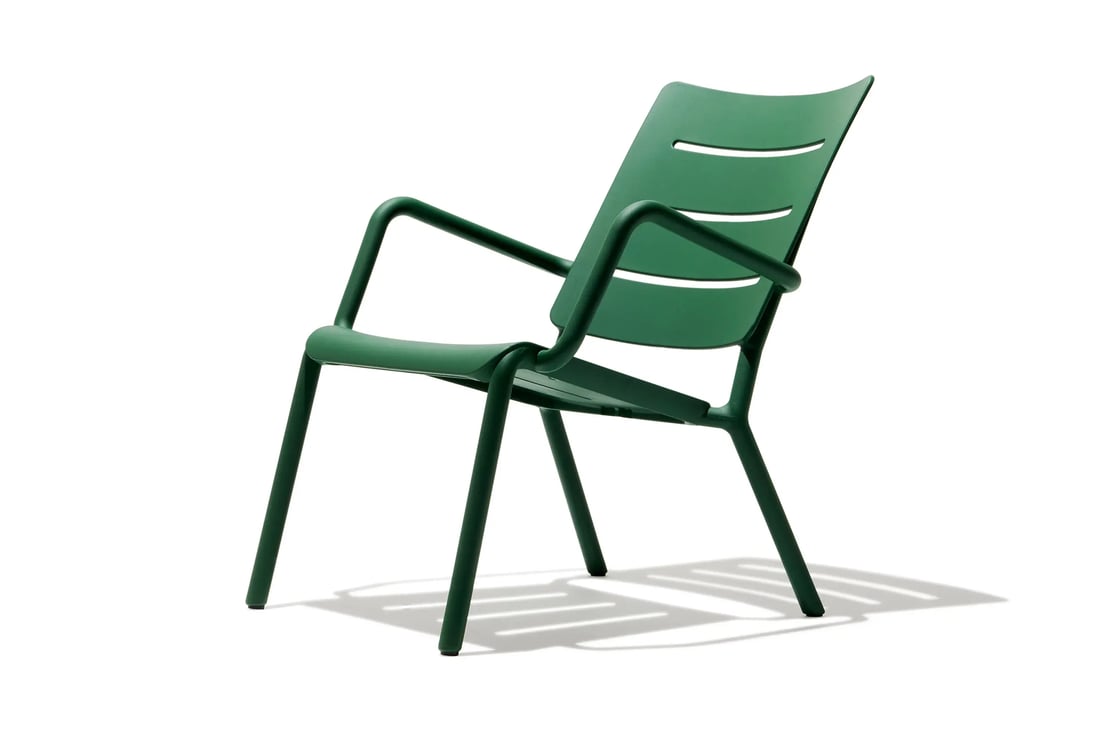 industry_west_product_outo_loungechair_darkgreen_2_3072x